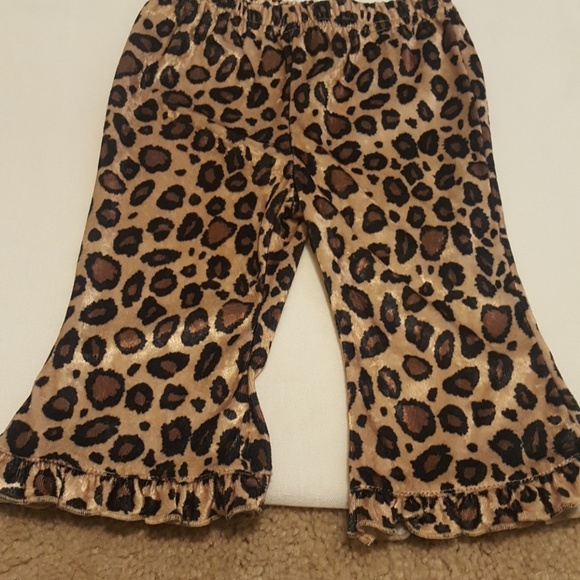 Two piece Animal Print Set - Picture 4 of 6